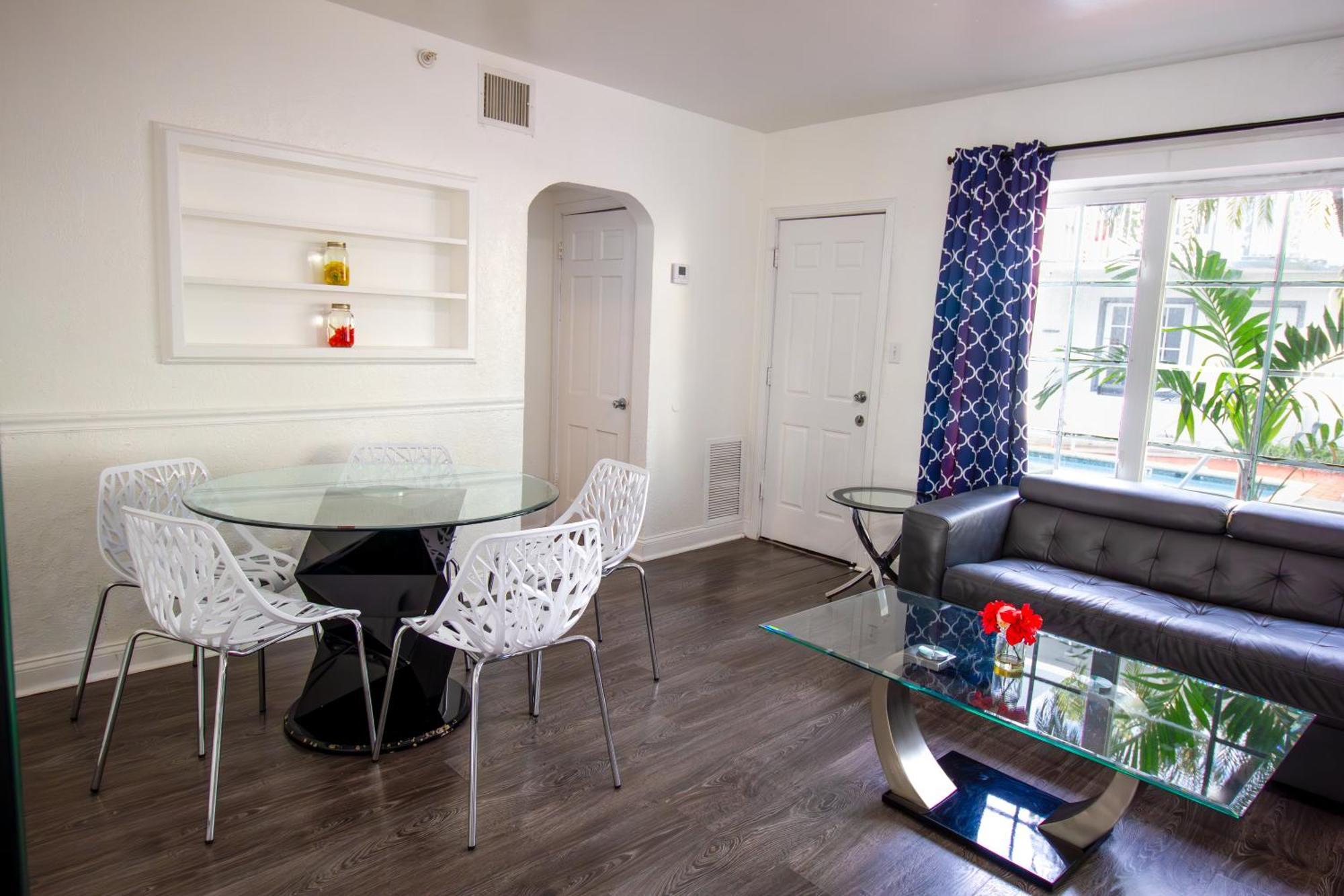 Courtyard Apartments Part Of The Oasis Casita Collection Miami Beach Exteriör bild