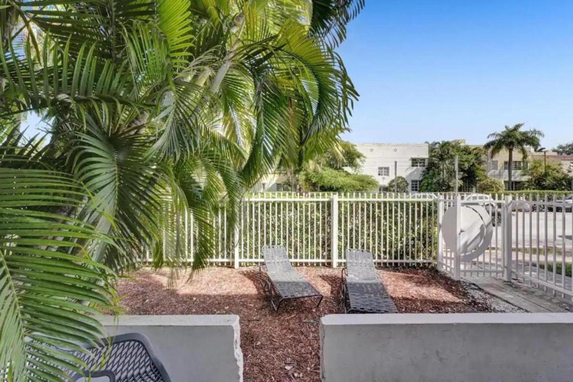 Courtyard Apartments Part Of The Oasis Casita Collection Miami Beach Exteriör bild